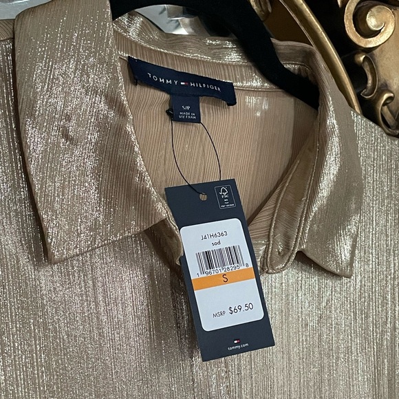 NWT Tommy Hilfiger Women’s Metallic Gold Button Down Shirt - Picture 3 of 5